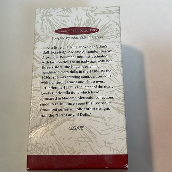 Hallmark Keepsake Ornaments Madame Alexander - Picture 8 of 10